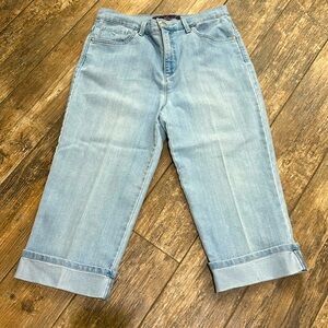 Gloria Vanderbilt Amanda Capris